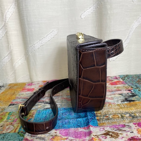 CUYANA Crescent Belt Bag - Picture 10 of 13